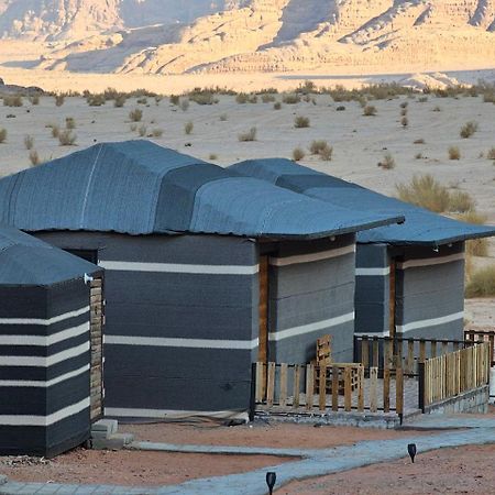 Beduin Star Trail Camp Bed & Breakfast Wadi Rum Bagian luar foto