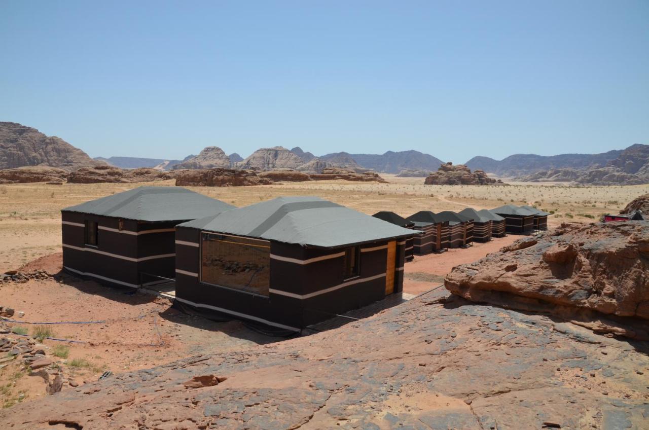 Beduin Star Trail Camp Bed & Breakfast Wadi Rum Bagian luar foto