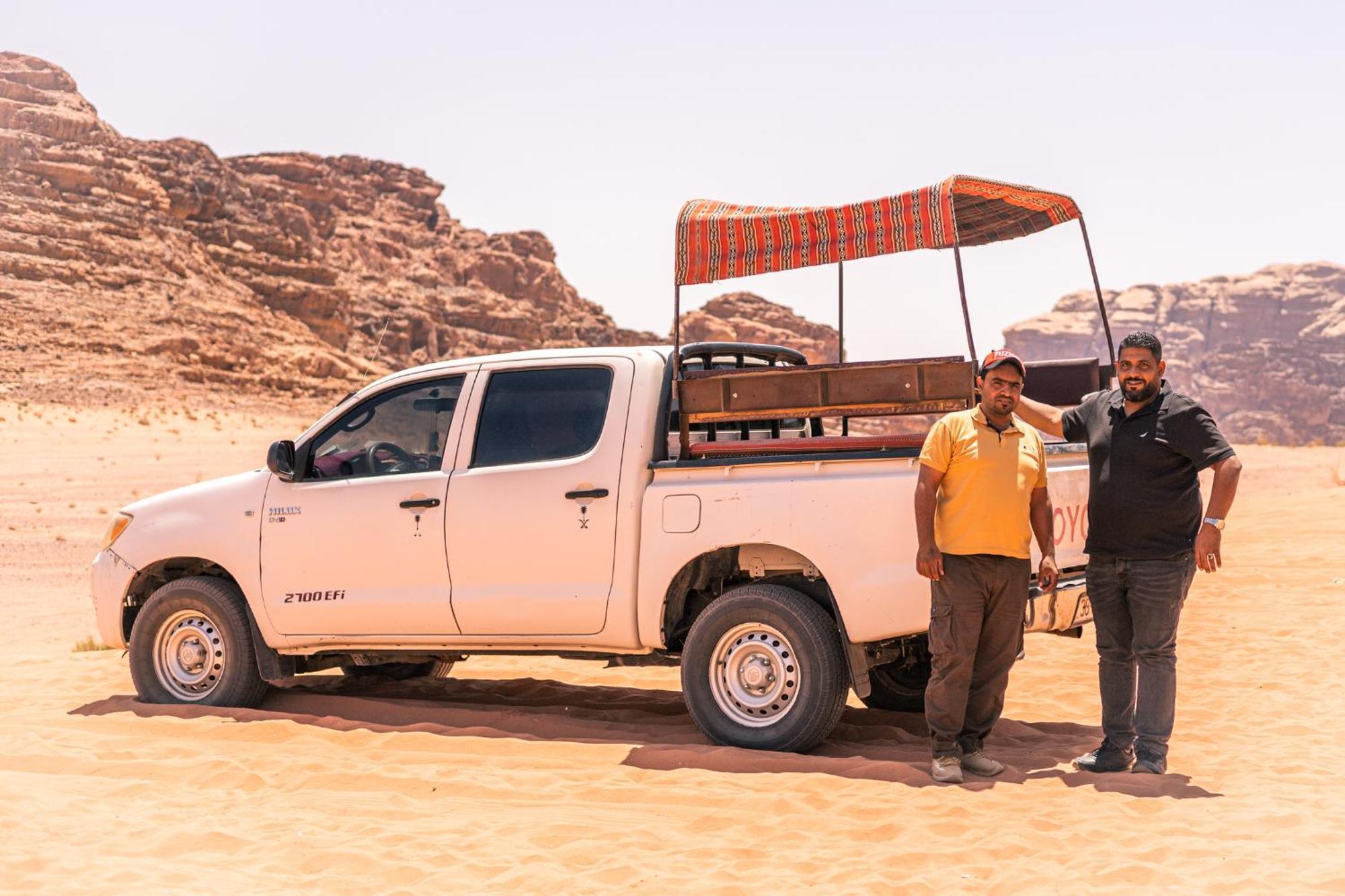 Beduin Star Trail Camp Bed & Breakfast Wadi Rum Bagian luar foto