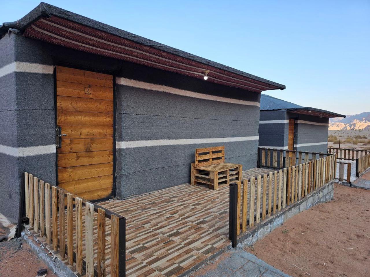 Beduin Star Trail Camp Bed & Breakfast Wadi Rum Bagian luar foto